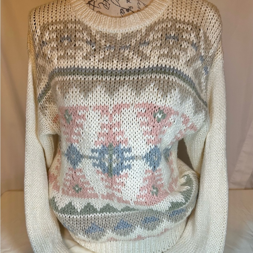 Vintage Currants by Jeri Jo. Hand loomed sweater. Sz L